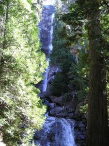 Rainbow Falls - Washington