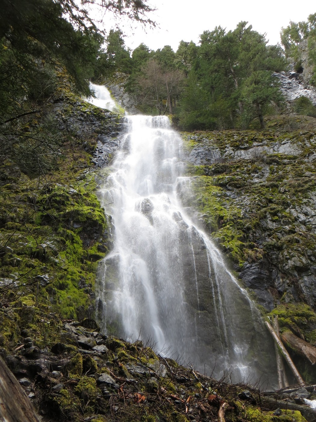 Skookum Falls | Washington Waterfall - Waterfalls Guide